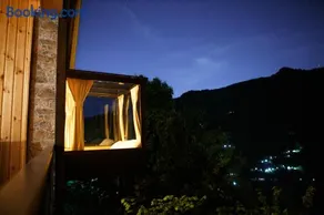 Sky Glass Cottage - Image 2