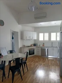 Peel Cottage - Image 2