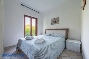 AC&WiFi Charming Sea-Resort Villa Porto Argonauti - Image 4