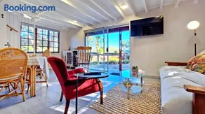 Beach House, Pool, Braai, Patio, Water Sports - Image 2