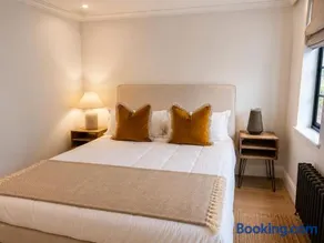 Luxurious flat in Fullham, 5 minutes from Chelsea - Image 2