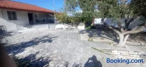 Yannoula's Family Home - Image 3