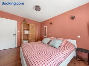 Grand appartement spacieux et lumineux à Noves - Image 1