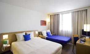 Novotel Aix-En-Provence Beaumanoir Les 3 Sautets - Image 4