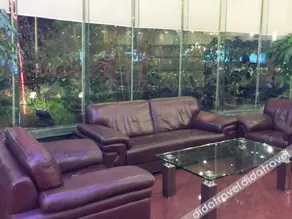 Zhongdu Hotel - Image 4