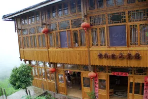 Dragon Hill Scenic Hotel - Image 4