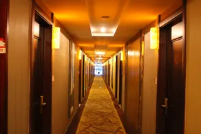 JinHao YiMei Hotel - Image 4