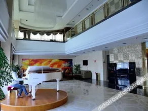 Dingrong Inernatlonal Hotel - Image 4