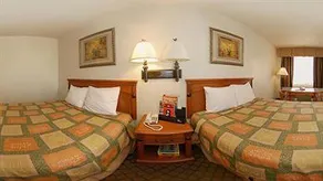 Days Inn & Suites by Wyndham Williamsburg IA North - Image 4