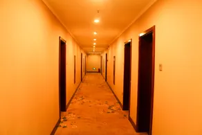Yanshi Hotel - Image 4