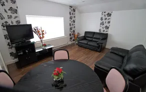 La Suisse Serviced Apartments - Image 5