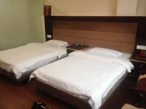 Dongnan Express Hotel - Image 4