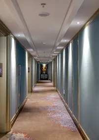 Lanzuan International Castle Hotel - Image 4