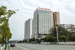 Vienna International Hotel (Huaihua City Government Square Store) - Image 4