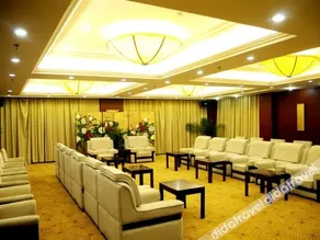 Yu Quan Shan Conifer Hotel - Image 2