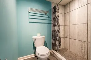 Waikiki Village Double Queen Room 204 - Image 5