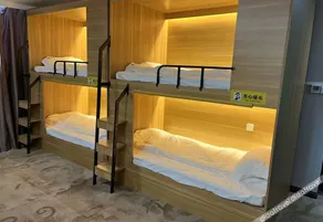 Sanmen AG E-sports Themed Homestay - Image 1
