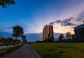 Vienna International Hotel (Nanning Vocational College Metro Station) - Image 2