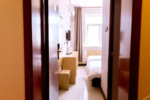 Guobiao Hotel (Anxin Jianshe Street store) - Image 5