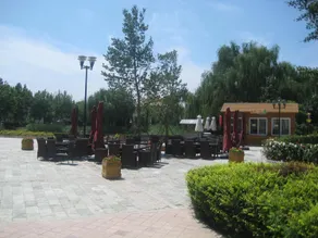 Yosemite Business Hotel - Image 4