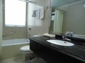 Super 8 Hotel Suzhou Taicang Taiping Nan Road - Image 4