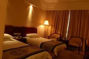 Yijun Hotel Luoyang - Image 3