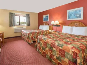 DAYS INN SHEBOYGAN/THE FALLS - Image 4