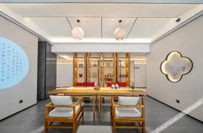 Moshang Qingya Hotel (Kunming High-speed Railway South Station Colorful Yunnan First City Branch) - Image 4