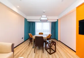 Dishang Boutique Hotel (Shanghai Lingang Baolong Plaza Branch) - Image 5