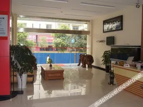 EASEHERE GARDEN HOTEL - Image 4
