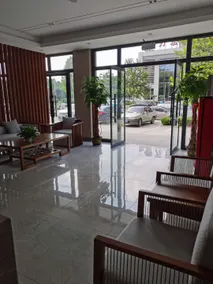 Ningjin Wanhong Holiday Hotel - Image 3