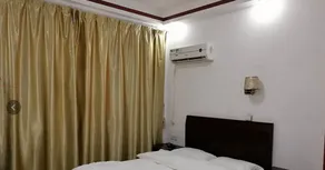 Anjie Fashion Hotel - Image 5