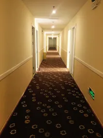 Home Inn - Image 2