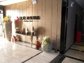 Hanting Business Hotel - Image 4