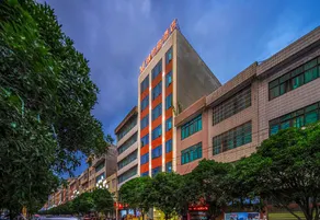 Vienna Hotel (Zhenxiong Street Garden Branch) - Image 2