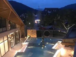 Yunfuli Yunsu·Emeishan Yunshuiju Private Hot Spring B&B - Image 2