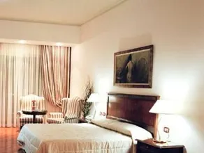Patras Palace Hotel - Image 3