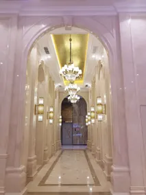 Vienna International Hotel Guangdong Puning Sqaure - Image 3