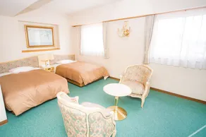 Hotel Grand Marriage - Image 5