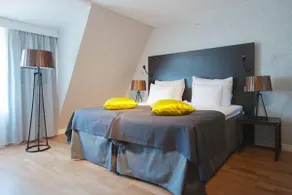 Clarion Collection Hotel Plaza - Image 3