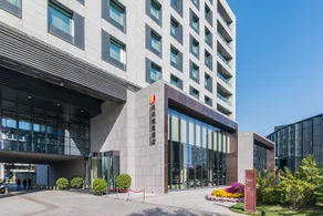 Yinbao Jianguo Hotel - Image 5