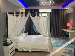 Jiaxiang Youth Theme Hotel - Image 3