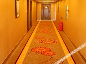 Super 8 Hotel (Beijing Fengbo Metro Station) - Image 4