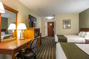 Quality Inn Huntersville Near Lake Norman - Image 3