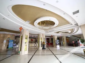 809 Pinghu Holiday Hotel (Yichang Xiaoxita Three Gorges International Tourism Tea City) - Image 2