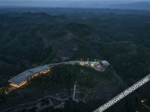 Zizai Pingjiang Wild Luxury Resort - Image 4