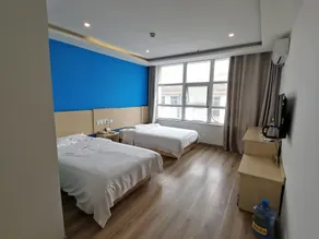 Super 8 Hotel (Feicheng Bus Station Taixi Street Branch) - Image 5