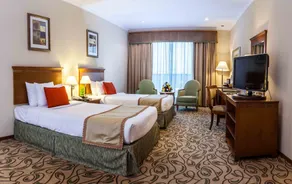 The Country Club Hotel Dubai - Image 4