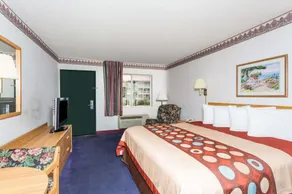 Travelodge Phoenix - Image 5