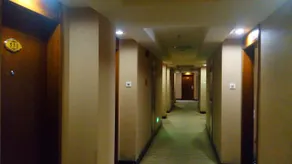 Nandu Harbour Hotel - Image 4